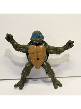 Teenage Mutant Ninja Turtles 2005 Mirage Studios elastic arms toy figure *READ*
